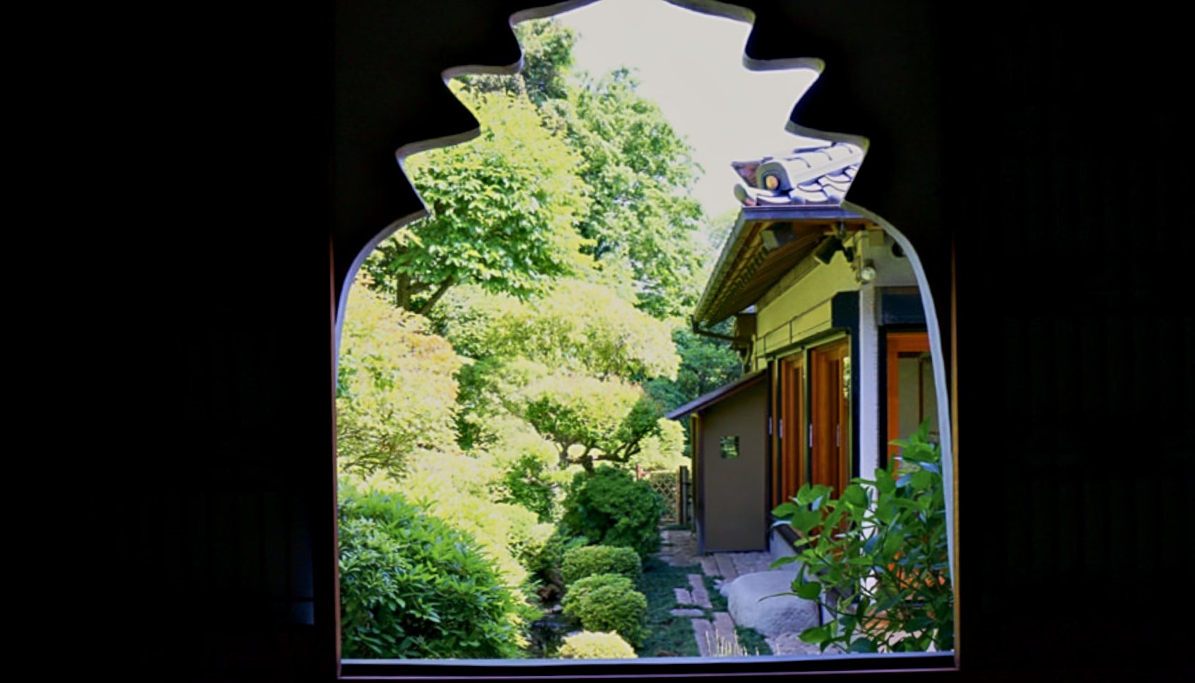 古刹・長福寺の茶庭 写真3